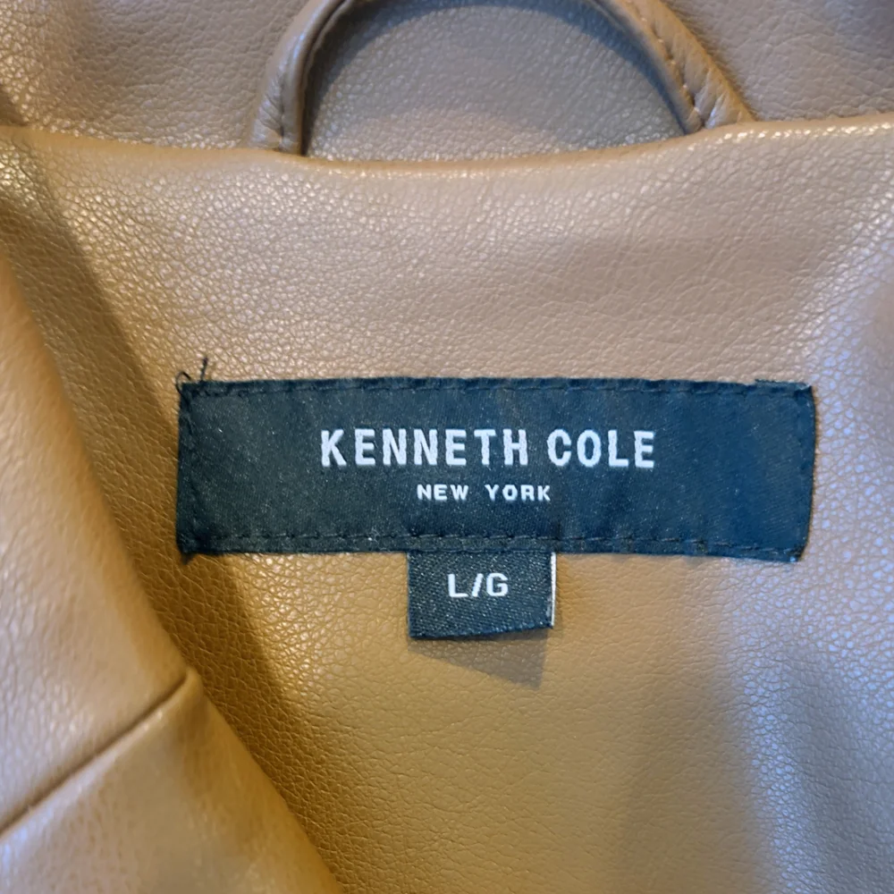 Kenneth Cole Faux Leather Belted Trench Coat In Cognac Size Large - Picture 6 of 7